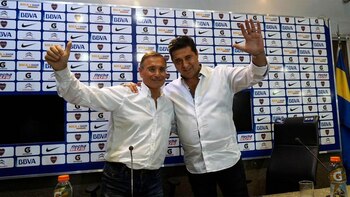 Otros tiempos. Angelici y Ferrari, juntos. Anoche se terminó de quebrar la relación