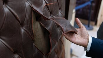 El capitoné de las puertas