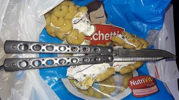 La navaja de contrabando encontrada