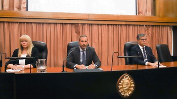 Gorini (centro) en el veredicto