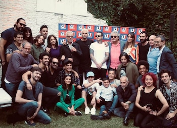 El elenco de la tercera