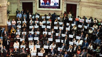 Los carteles de la oposición