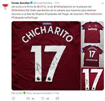 Las playeras, que fueron donadas esta semana, están autografiadas por “El Chicharito” y hoy Yalitza le sumó su firma (Foto: Twitter)