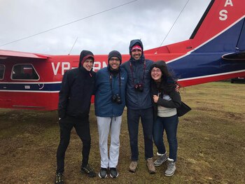 Nicolás viajó junto a estudiantes
