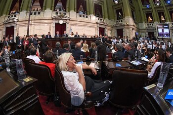 Elisa Carrió no habló, pero igualmente fue protagonista de la sesión