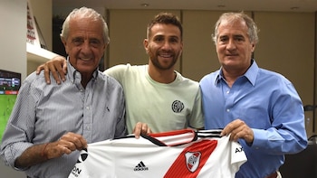 El capitán se reunió con el presidente D’Onofrio y el tesorero Amui (@CARPoficial)
