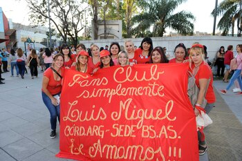Las fans llegadas desde Córdoba para la ocasión.