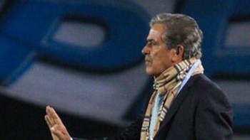 Jorge Luis Pinto, actual entrenador de Millonarios que lidera el torneo local, afirmó que Pekerman “no trabajaba”. (Foto: @MillosFCoficial)
