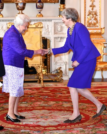 La reina Isabel recibió a