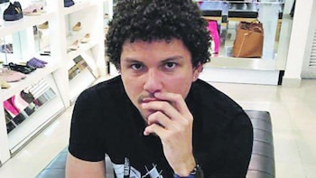 Carlos Alberto Valderrama Ruge, hijo