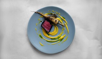 Carne madurada y zanahoria fermentada