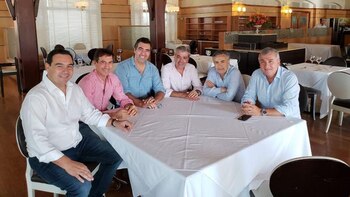 Ninguna mujer en las fotos