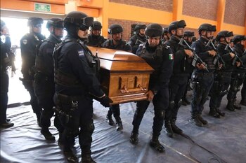 Sus compañeros hicieron en sensible