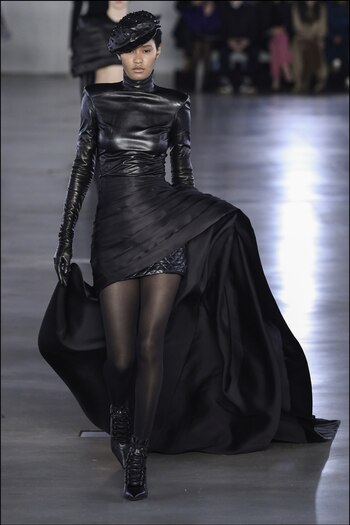 Aires futuristas en la pasarela