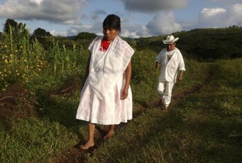 La partera india nahua Josefina