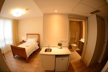 En el sector privado de