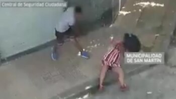 Una las trompadas dejó a