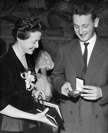 Obtuvo el Gran Oficial de