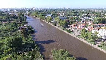 Vista panorámica del río Reconquista,