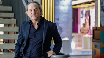 Custo Dalmau vino a la