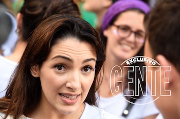 Thelma Fardin en el 8M.