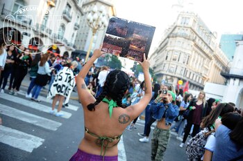 Las foto del #8M colapsaron