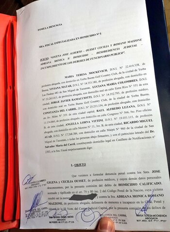 La denuncia contra los médicos (@MarianaR31)