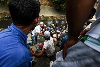 El Guaire, que atraviesa Caracas de oeste a este, es un afluente que recibe los desechos líquidos de casi toda la ciudad y su alto nivel de contaminación es conocido por todo el país