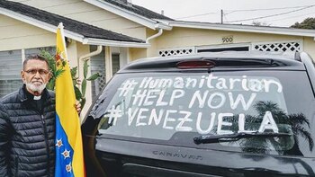 El sacerdote mantiene su lucha desde