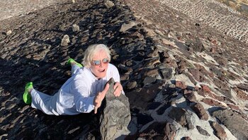 Glenn compartió las fotografías en