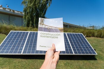 A través de un check