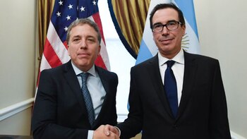 Dujovne y Steven Mnuchin