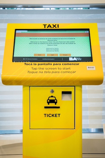 Totem instalado en Aeroparque