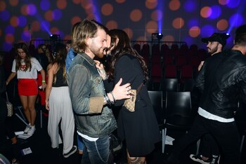 Besos y complicidad entre Luca