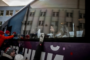 El comandante Kononenko saludaba a