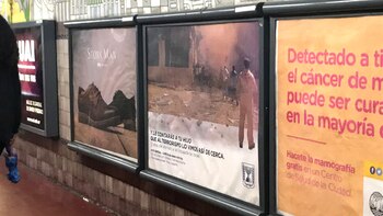Las piezas de comunicación de la Embajada de Israel también llegaron al subte