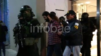 La pareja fue detenida en