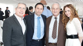 El empresario Sergio Grosskopf (segundo