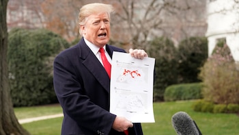 REUTERS/Kevin Lamarque