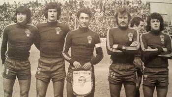 Saldaño (primero desde la izquierda)