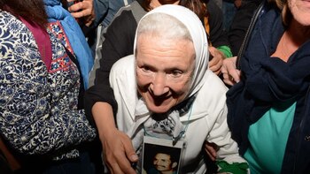 Nora Cortiñas presenció la marcha