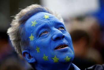 REUTERS/Henry Nicholls