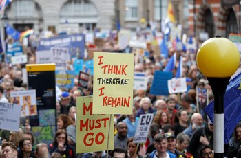 REUTERS/Peter Nicholls