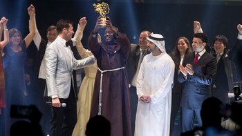 El keniata Peter Tabichi, con