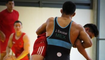 Escobar aprendió a pelear en