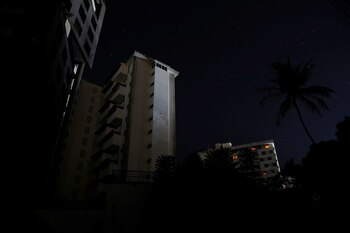 Apartamentos sin luz durante uno