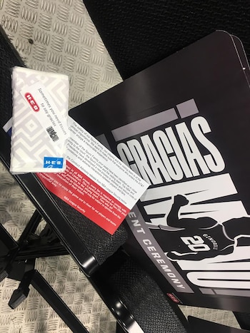 Las pancartas y los pañuelos