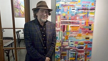 Sabina en la exhibición de pinturas,