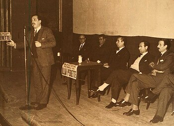 Alfonsín durante un discurso en