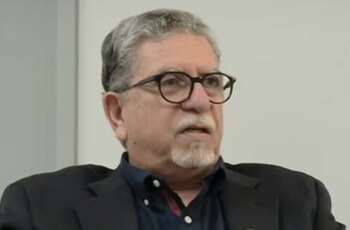 Alcibíades Hidalgo, exfuncionario del régimen